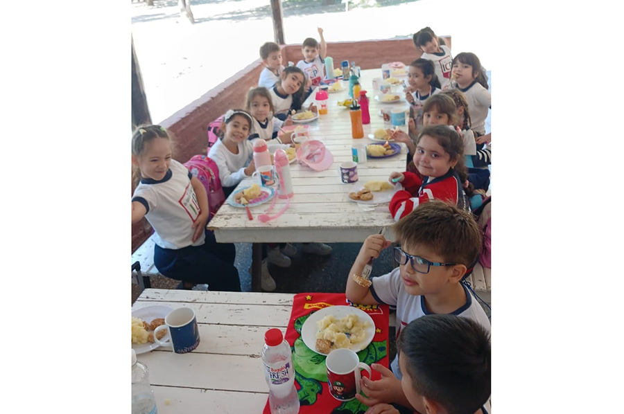 Visita de las salas de 5 años a la Reserva de San Pedro de Colalao Nivel Inicial