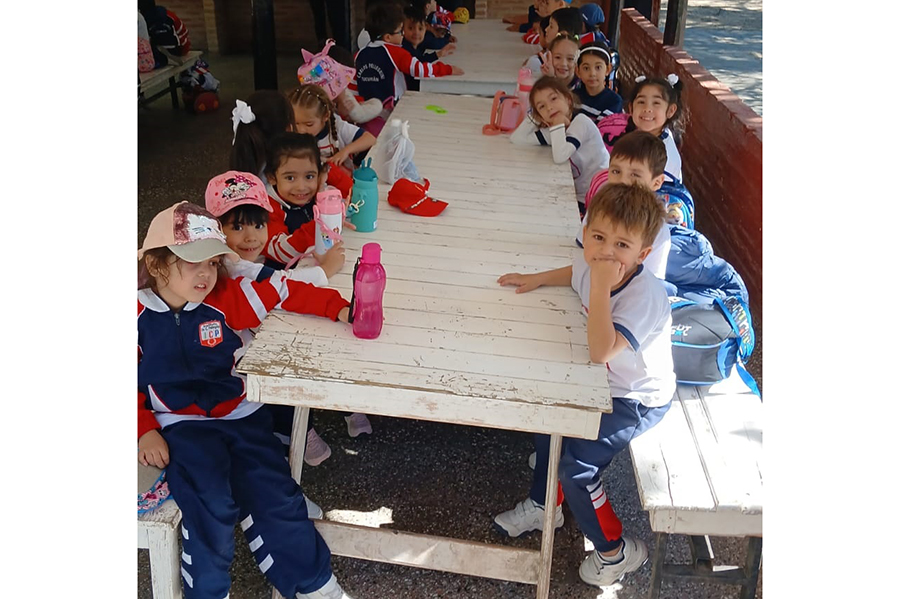 Visita de las salas de 5 años a la Reserva de San Pedro de Colalao Nivel Inicial