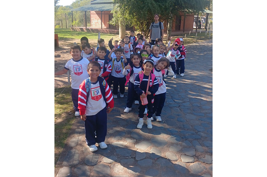 Visita de las salas de 5 años a la Reserva de San Pedro de Colalao Nivel Inicial