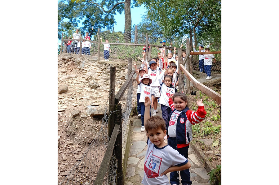 Visita de las salas de 5 años a la Reserva de San Pedro de Colalao Nivel Inicial