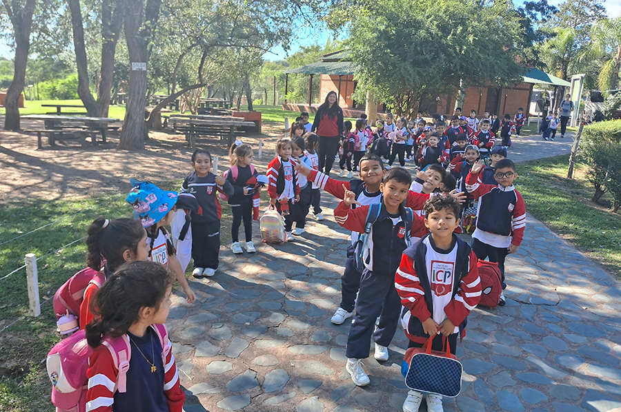 Visita de las salas de 5 años a la Reserva de San Pedro de Colalao Nivel Inicial